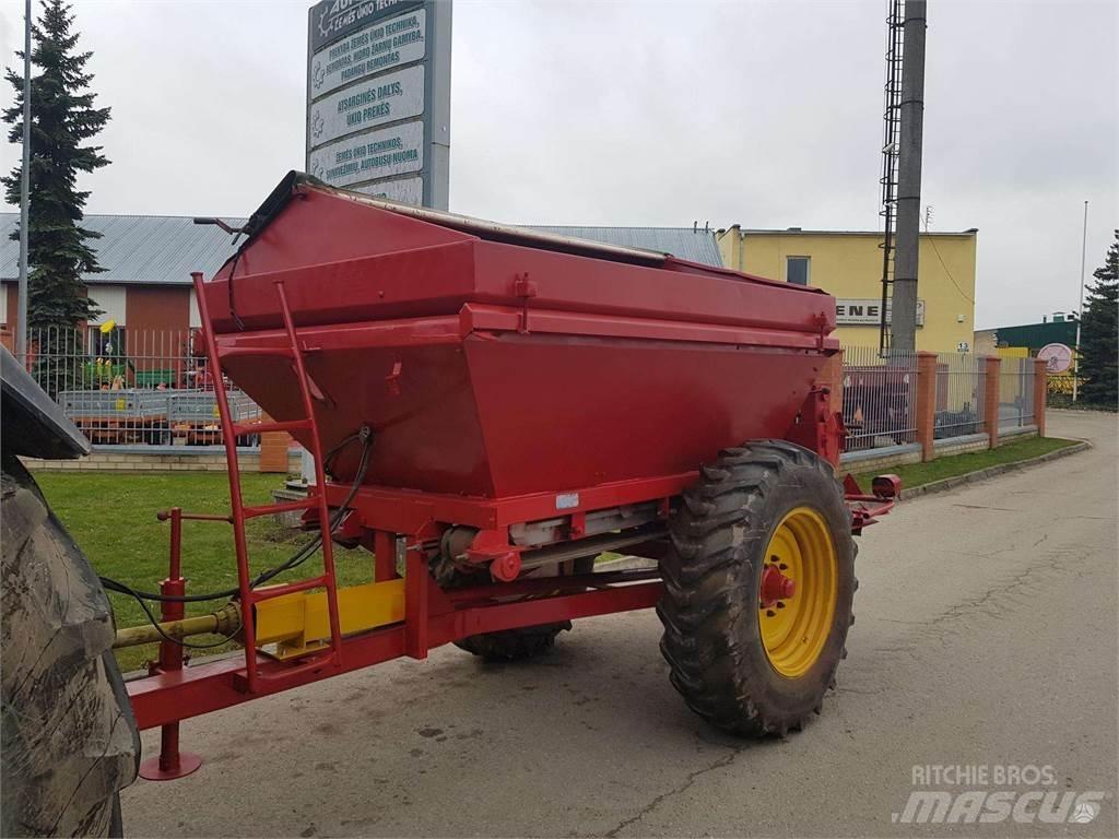 Bredal B-4 Rozmetadlo minerálních hnojiv