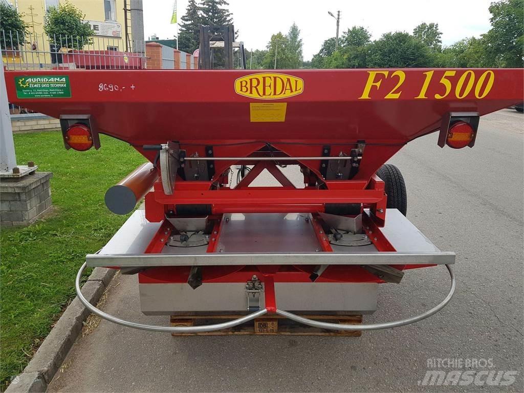 Bredal F2 1500 Rozmetadlo minerálních hnojiv