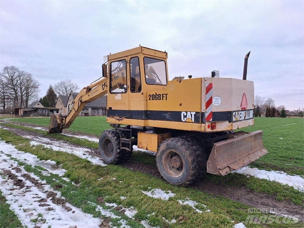 CAT 206 B FT Pásová rýpadla