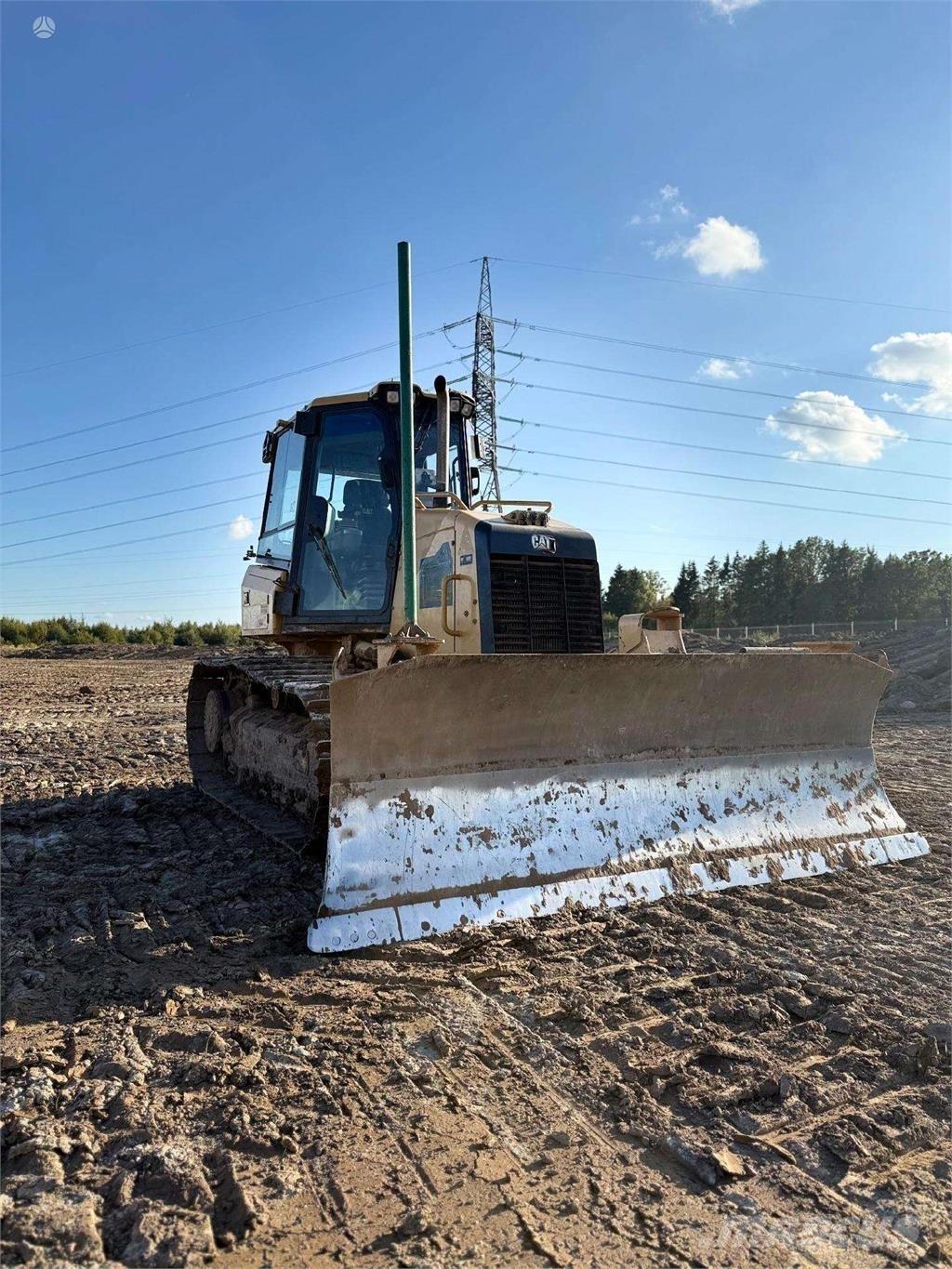 CAT D5 K Pásové dozery