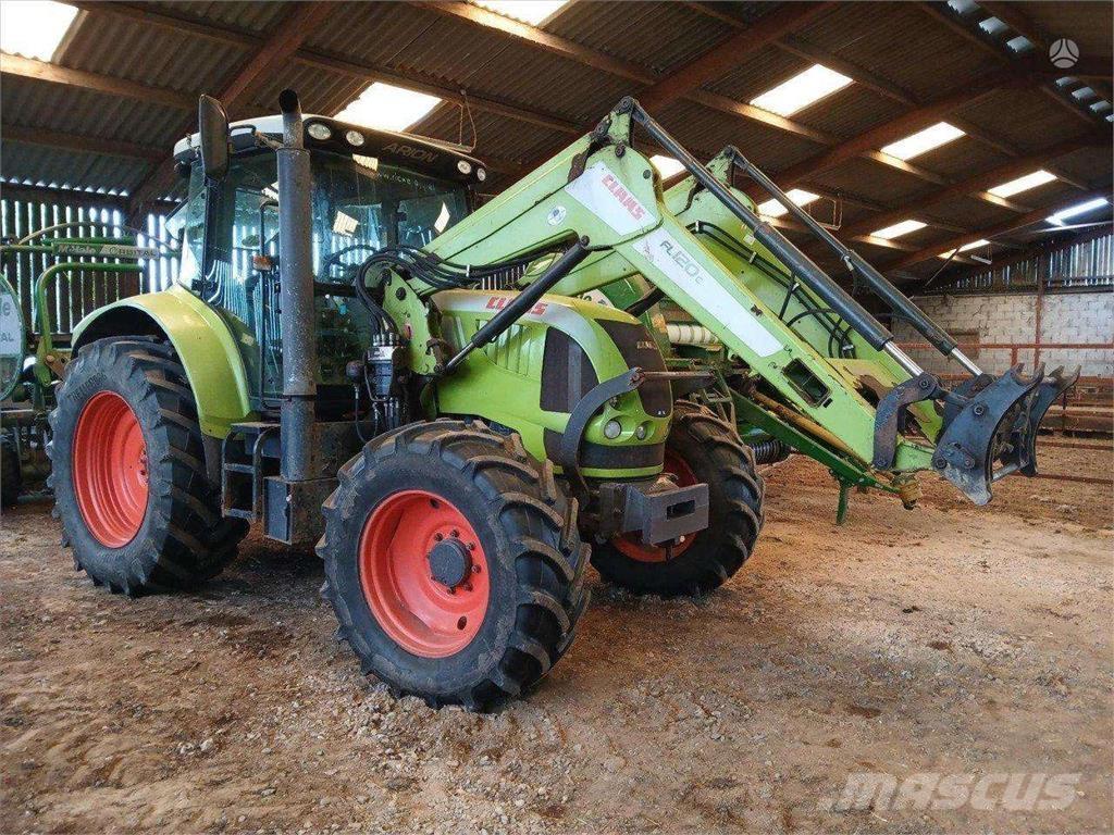 CLAAS Arion 620 Traktory