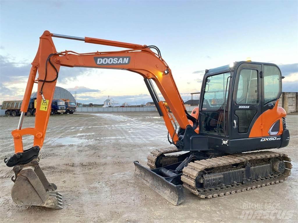 Doosan DX 60 C Mini rýpadla < 7t