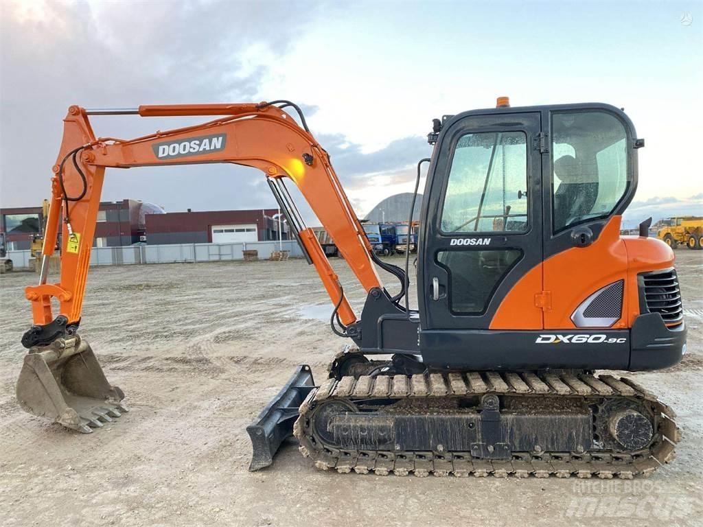 Doosan DX 60 C Mini rýpadla < 7t