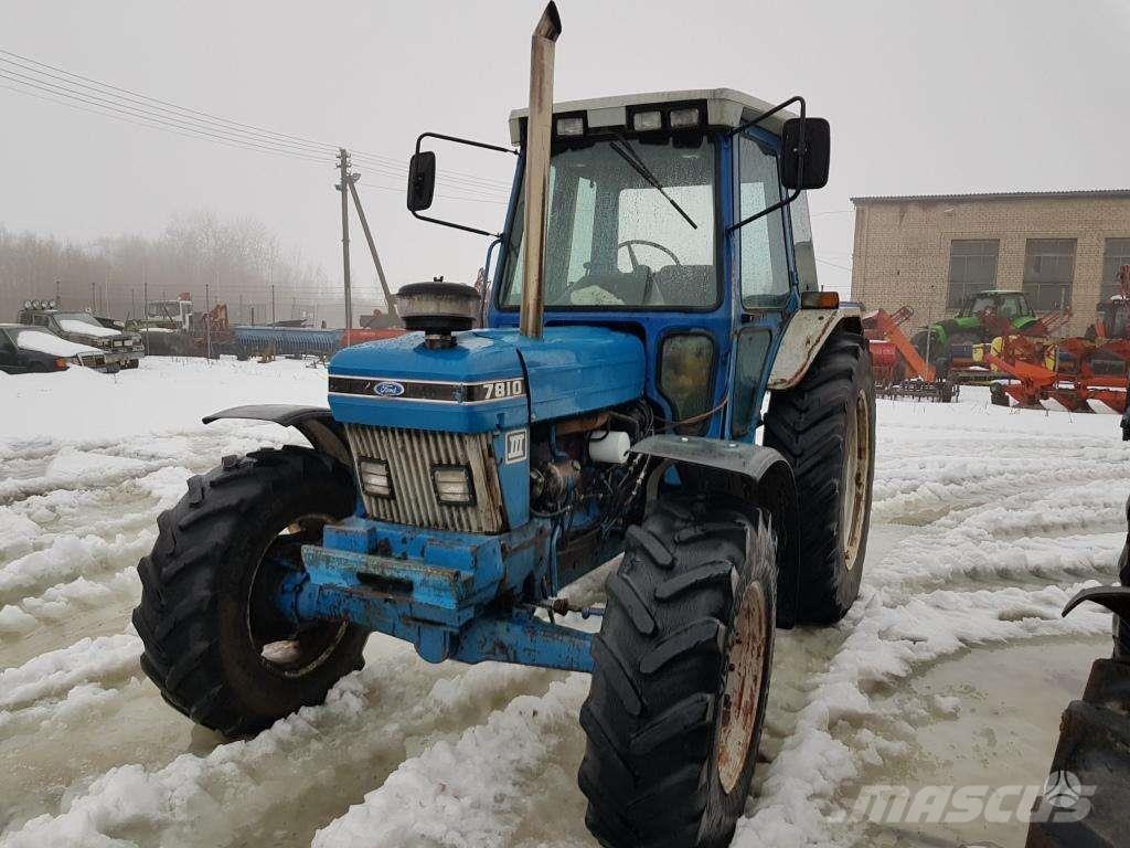 Ford 7810 Další