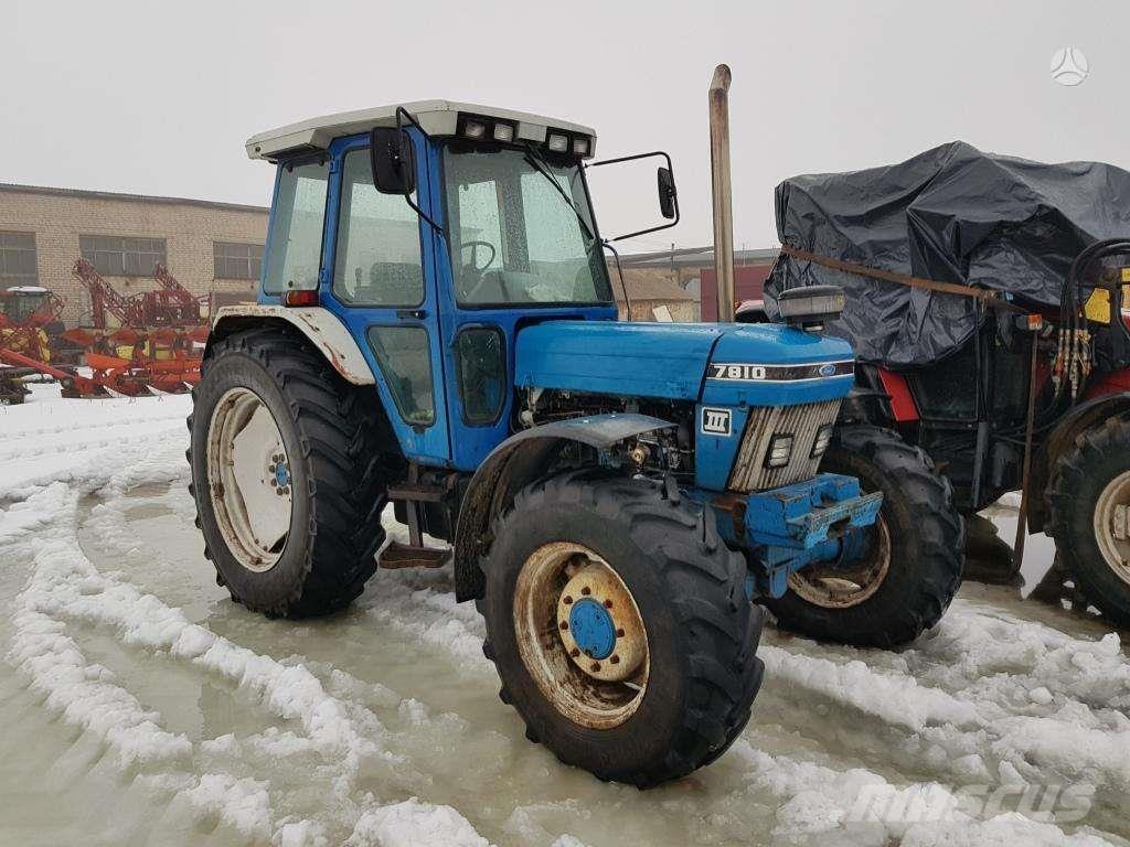 Ford 7810 Další