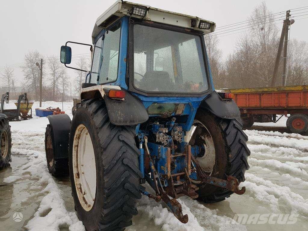 Ford 7810 Další