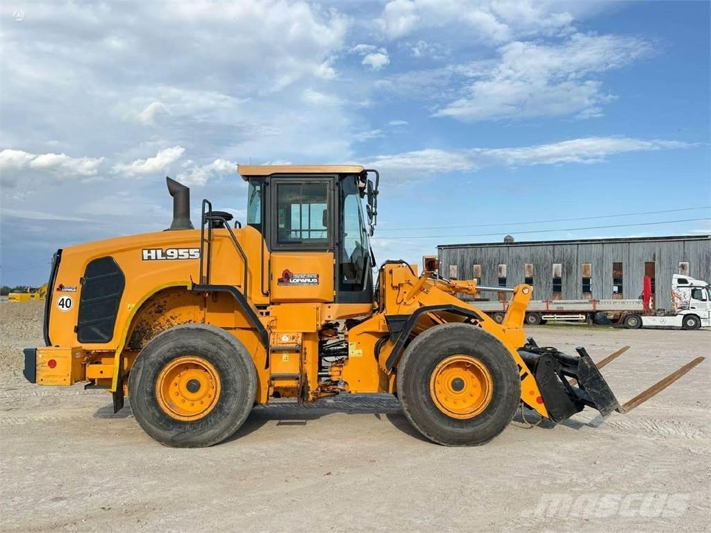 Hyundai HL 955 Kolové nakladače