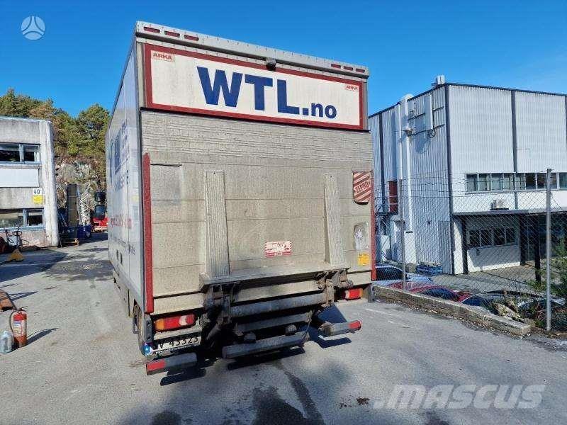 Iveco MIDLUM Skříňová nástavba