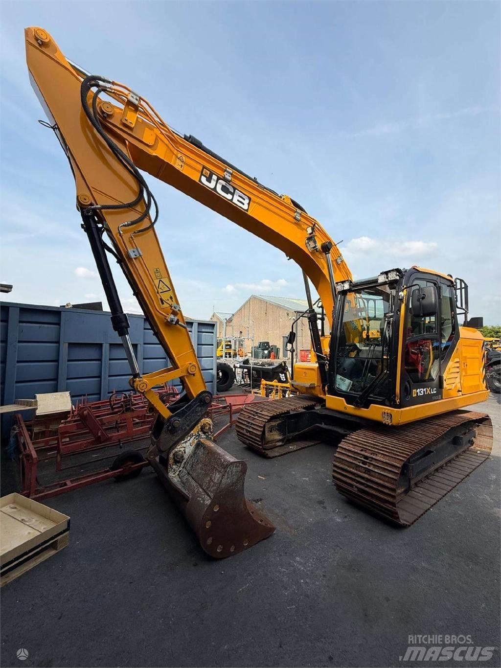 JCB 131X L SV Pásová rýpadla