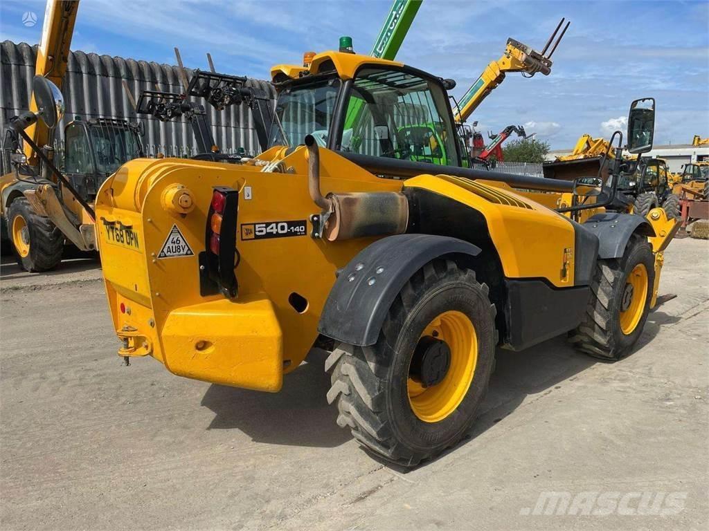 JCB 540-140 Teleskopické manipulátory