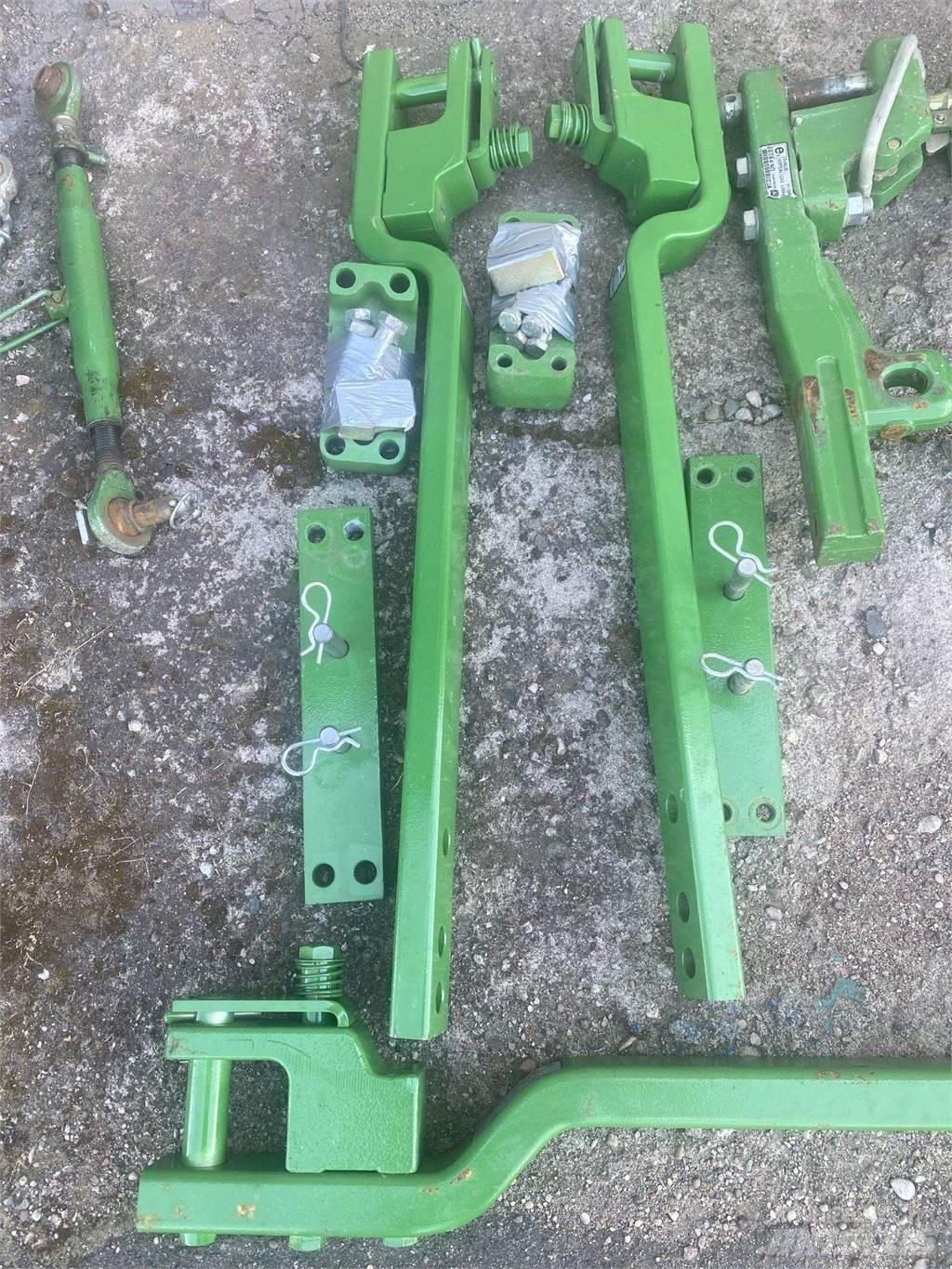 John Deere  Další