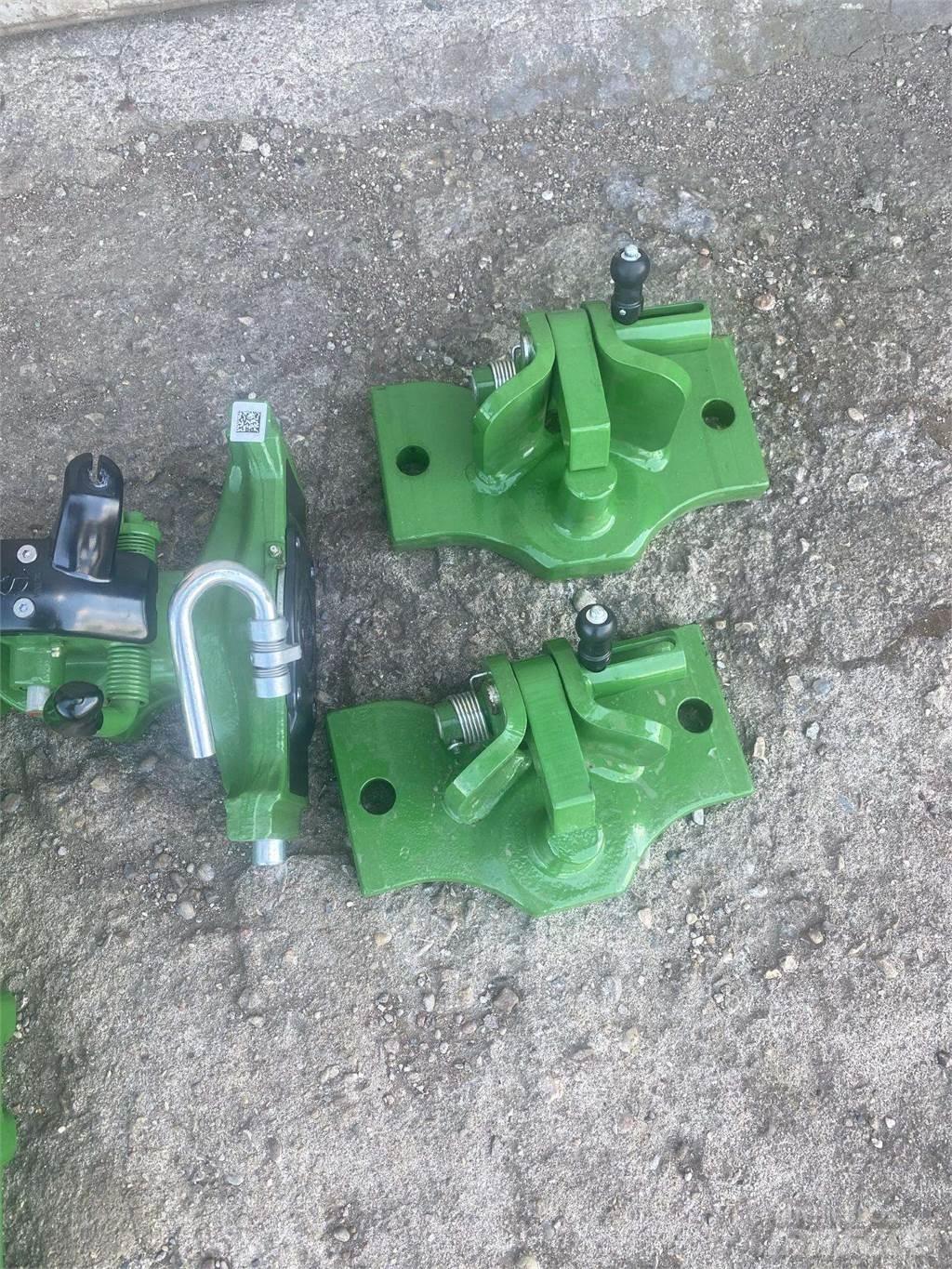 John Deere  Další