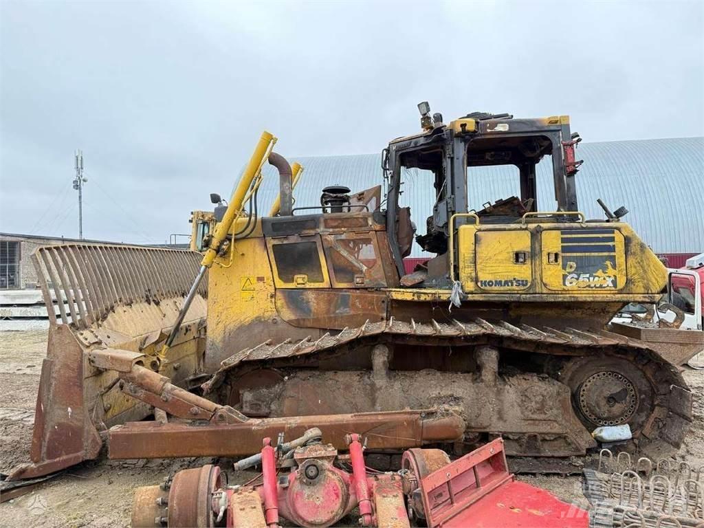 Komatsu D65WX-18 Pásové dozery