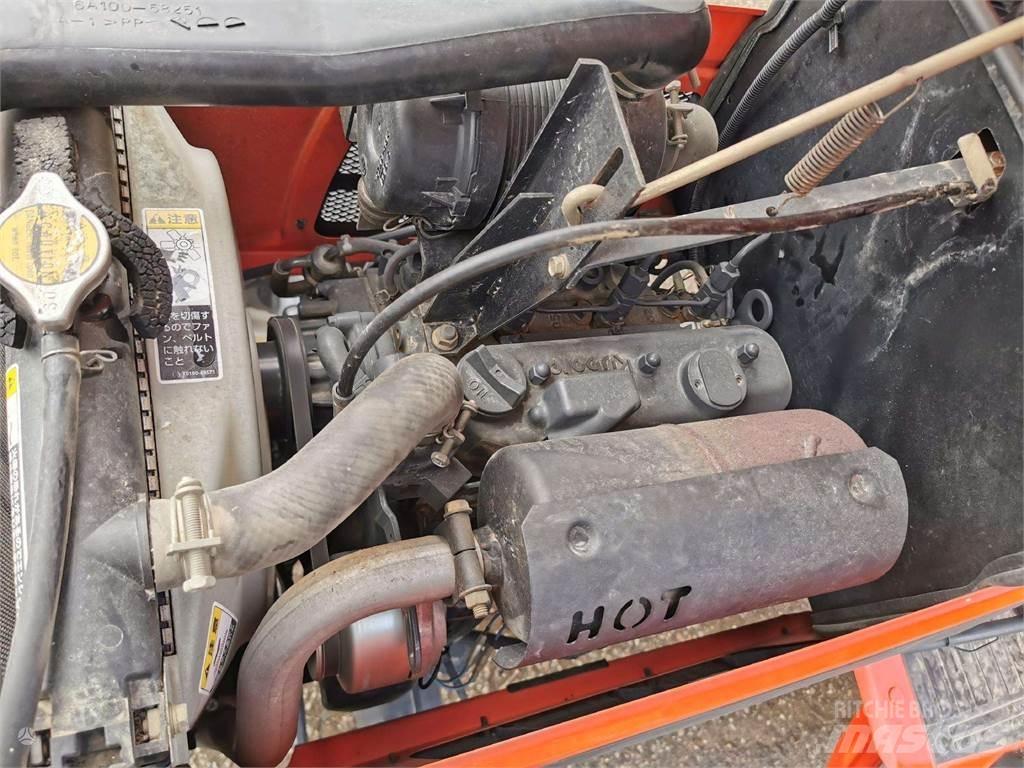 Kubota kb 205 Traktory
