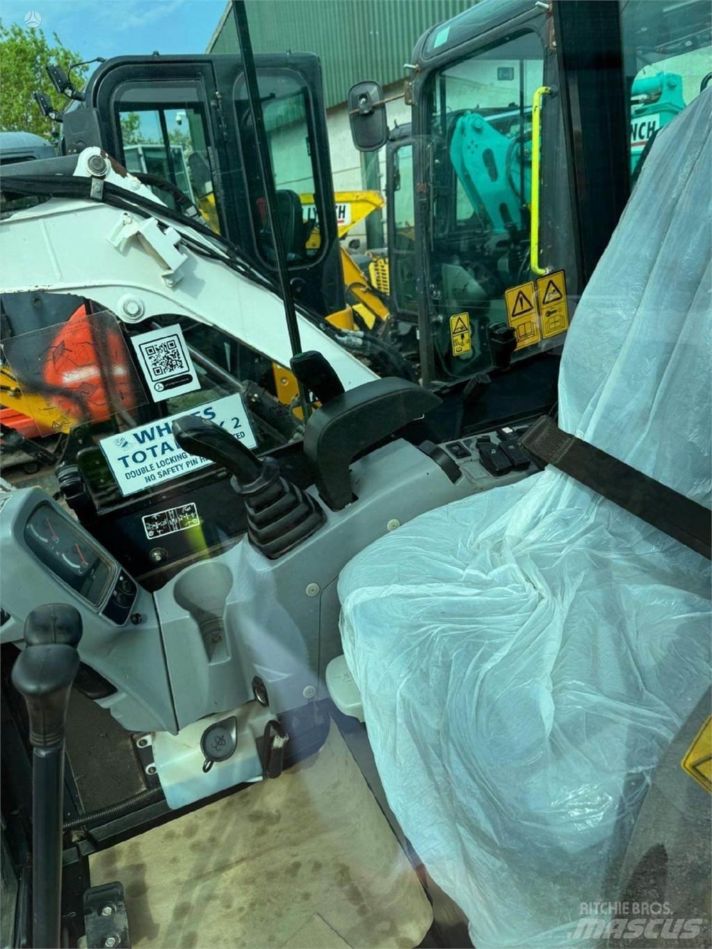 Kubota U27-4 Mini rýpadla < 7t