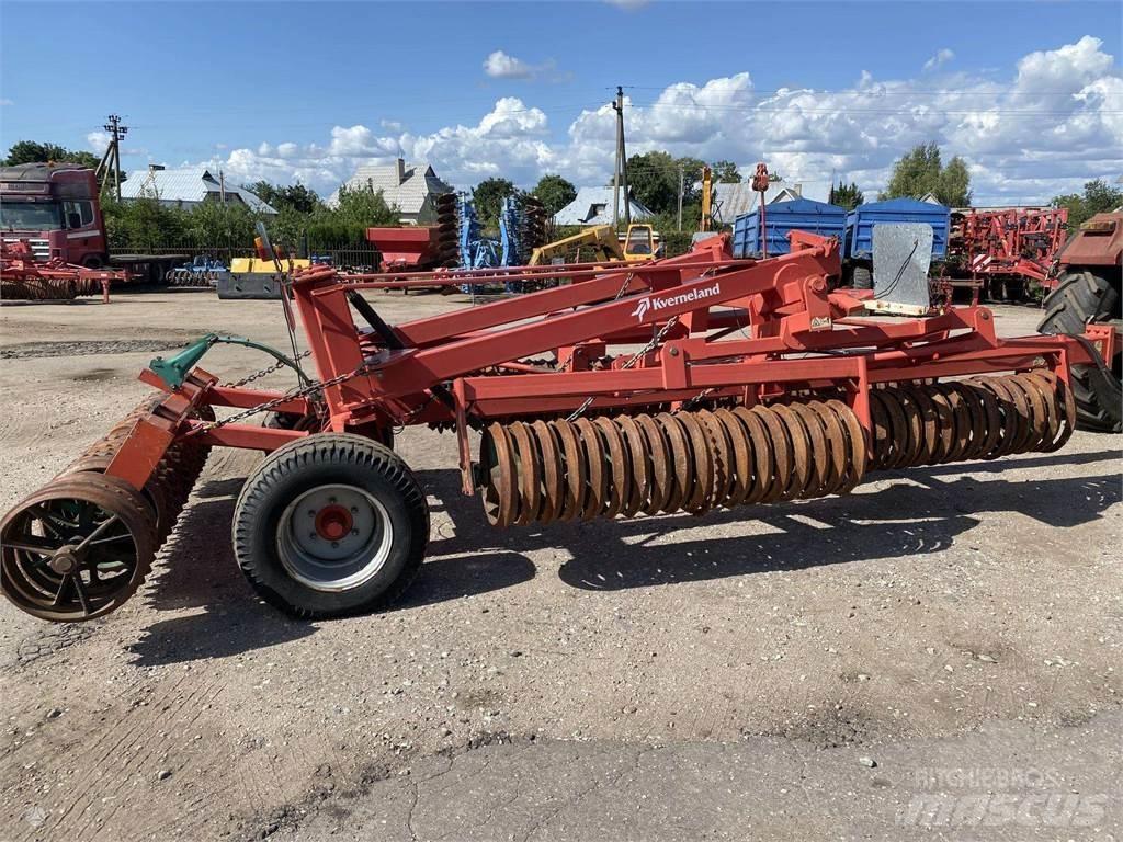 Kverneland 920 Válce