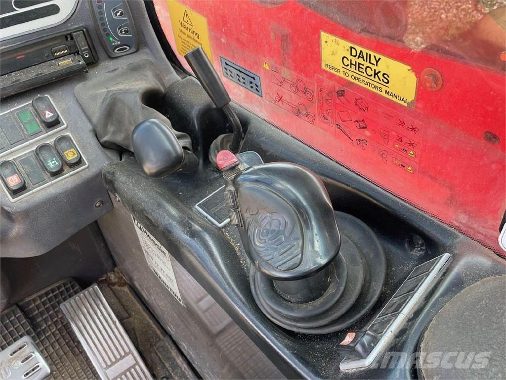 Manitou MT732 Teleskopické manipulátory