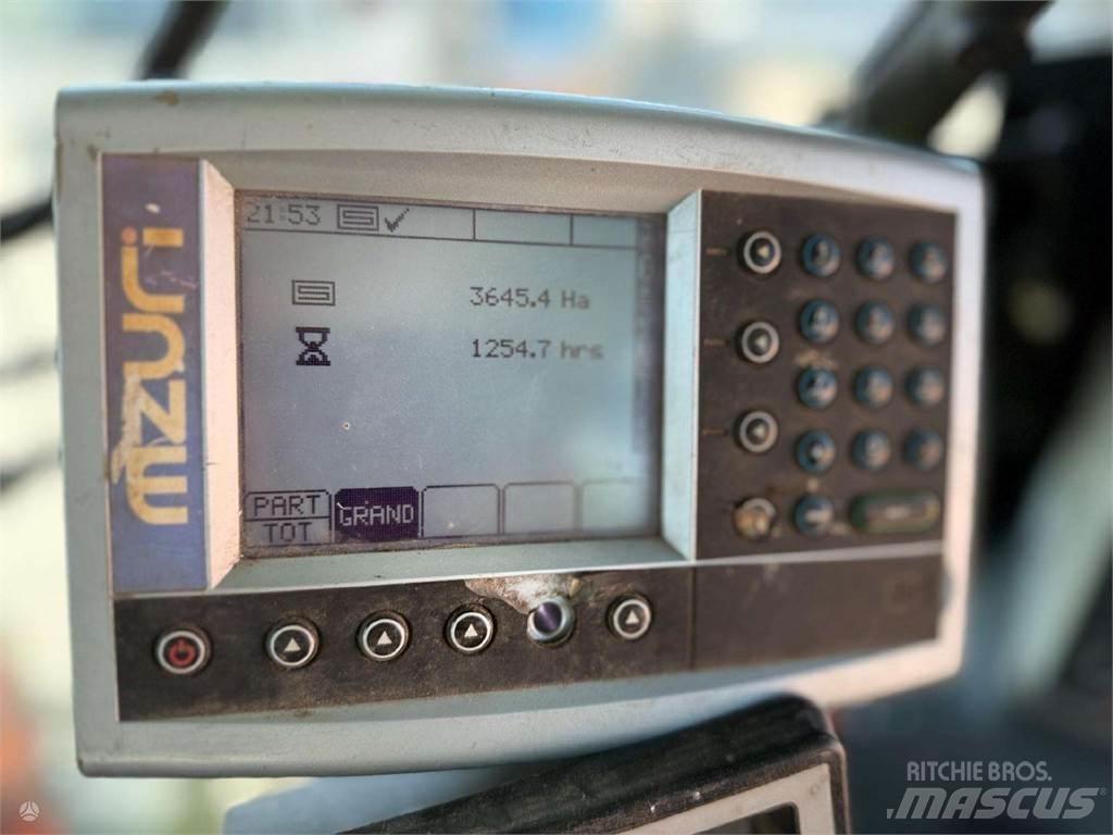  MZURI Pro-Til 4T Mechanické secí stroje