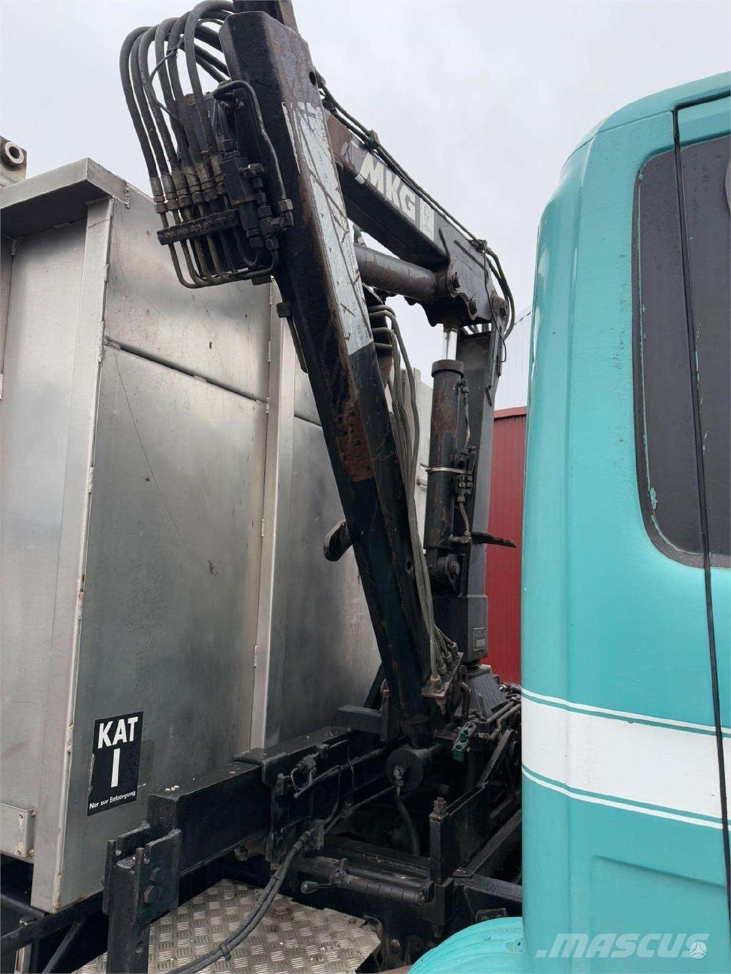 Scania 230 94D Sklápěče