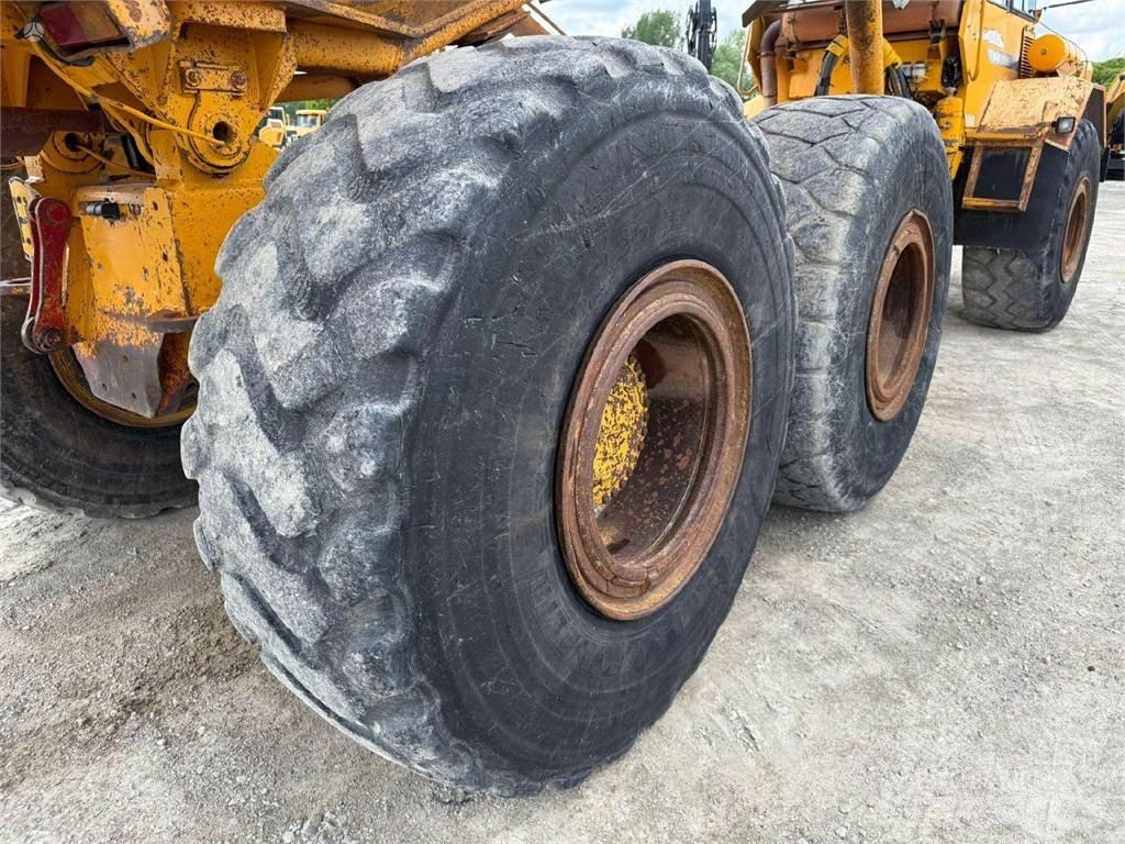 Volvo A25C, Nr. 5 Kloubové dempry