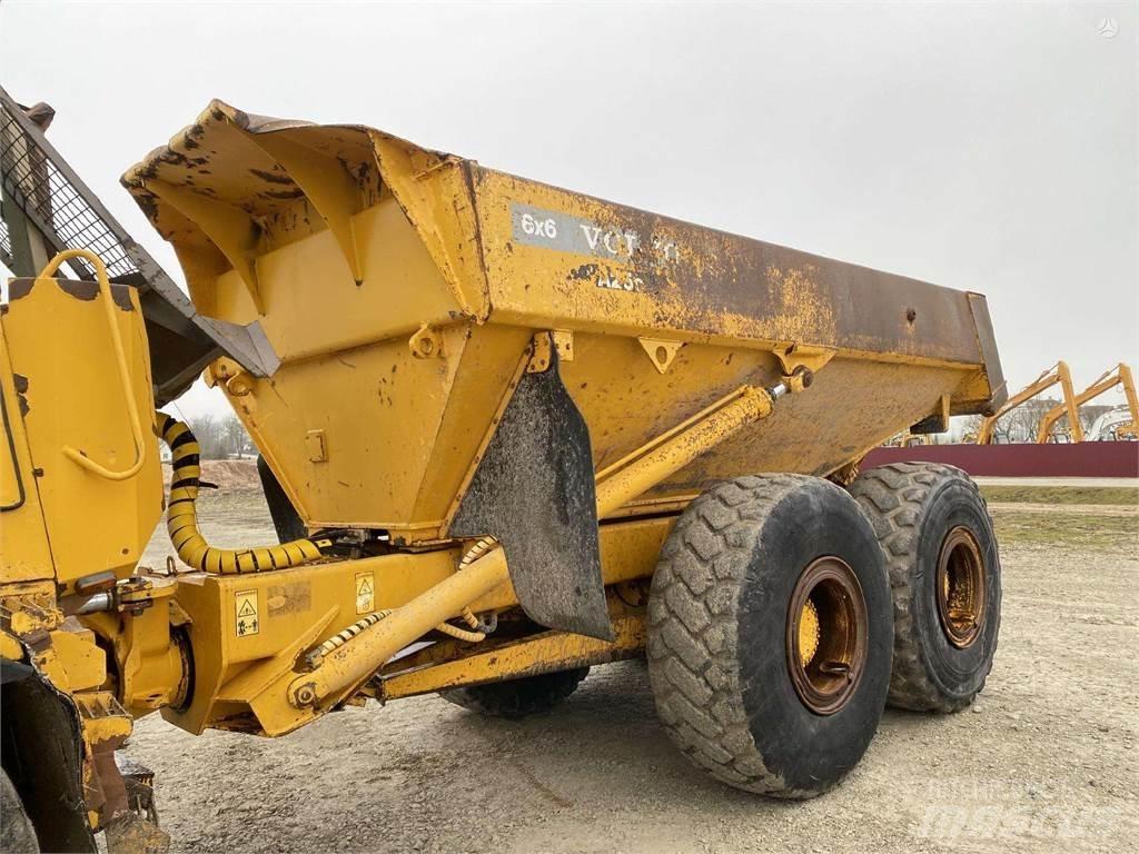 Volvo A25C , Nr.6 Kloubové dempry