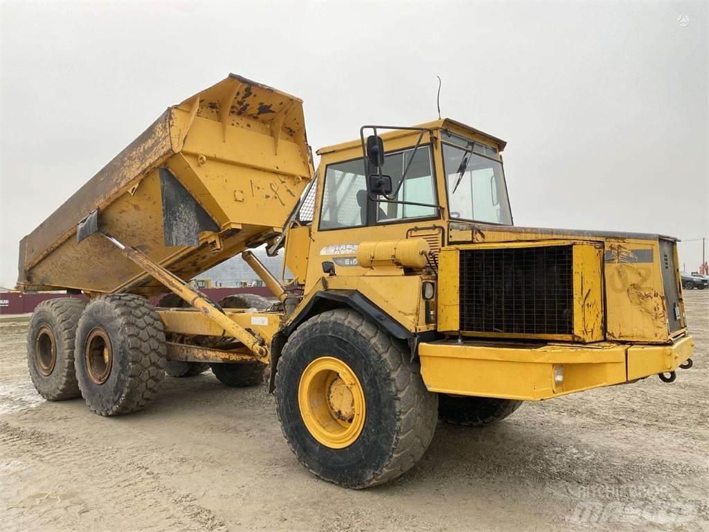 Volvo A25C , Nr.8 Kloubové dempry