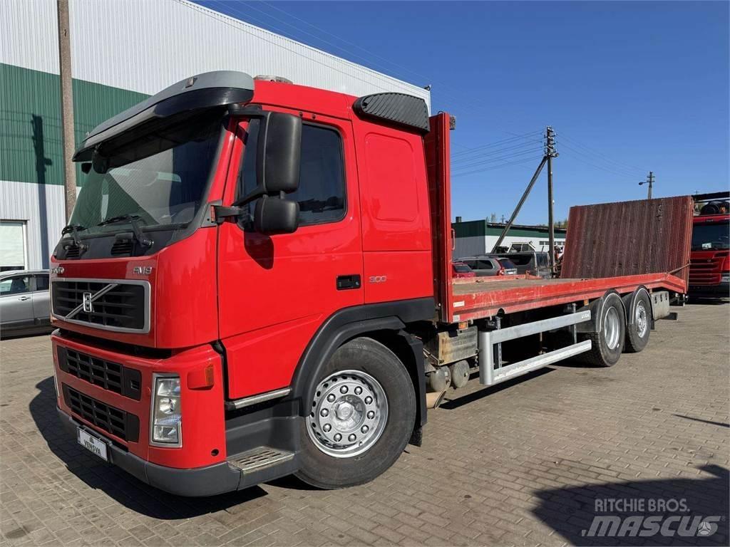 Volvo FM 9 6x2 Nákladní vozy na přepravu automobilů