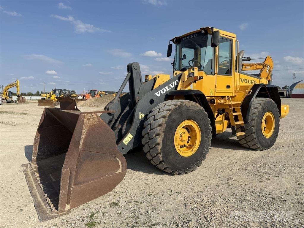 Volvo L 110 E Kolové nakladače