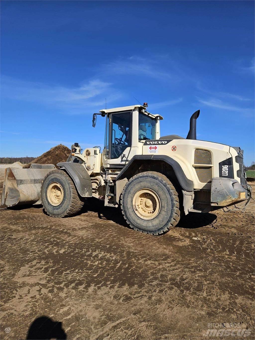 Volvo L120G Kolové nakladače
