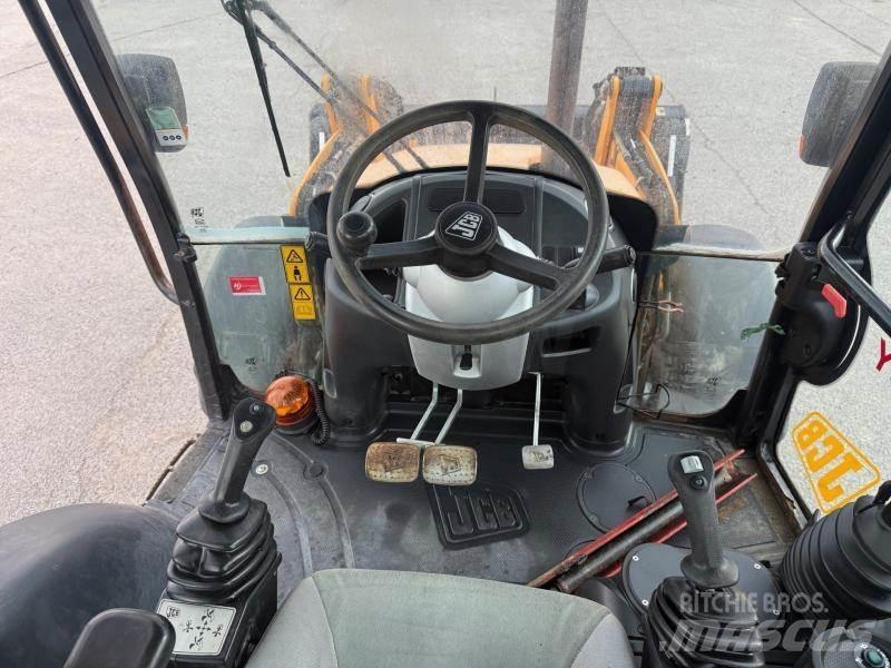JCB 3 CX Rýpadlo-nakladače