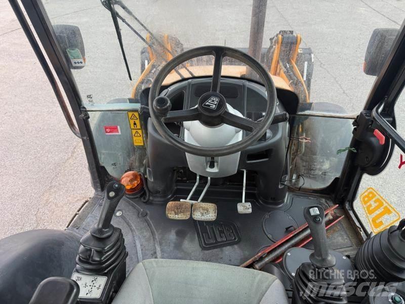 JCB 3 CX Rýpadlo-nakladače