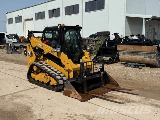 CAT 259D3 Smykem řízené nakladače