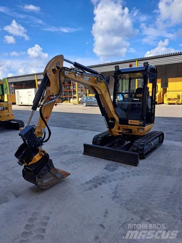 CAT 302.7DCR Mini rýpadla < 7t
