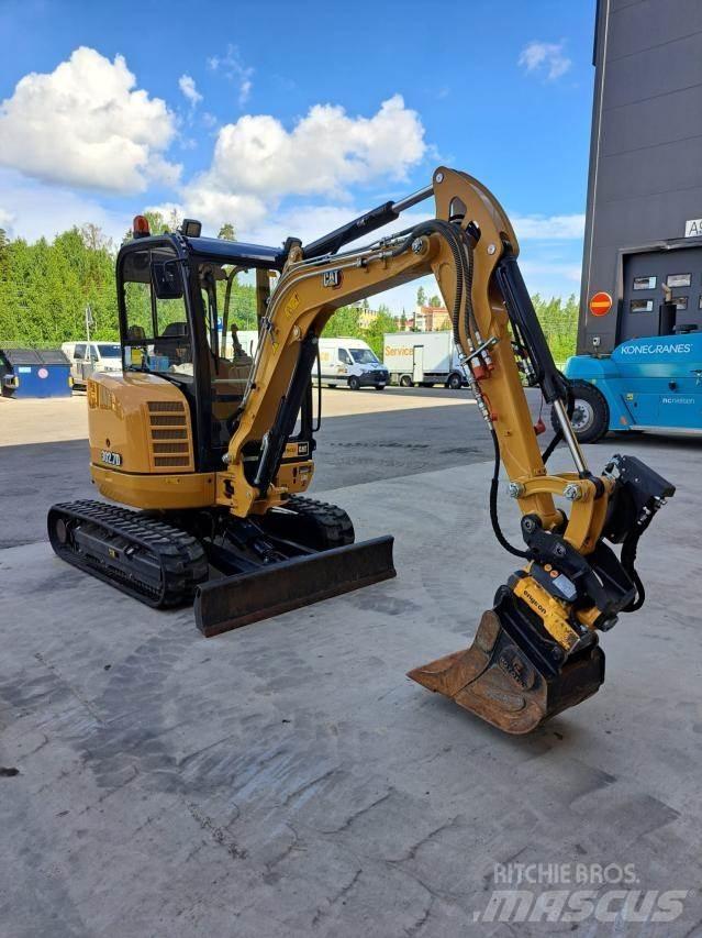 CAT 302.7DCR Mini rýpadla < 7t