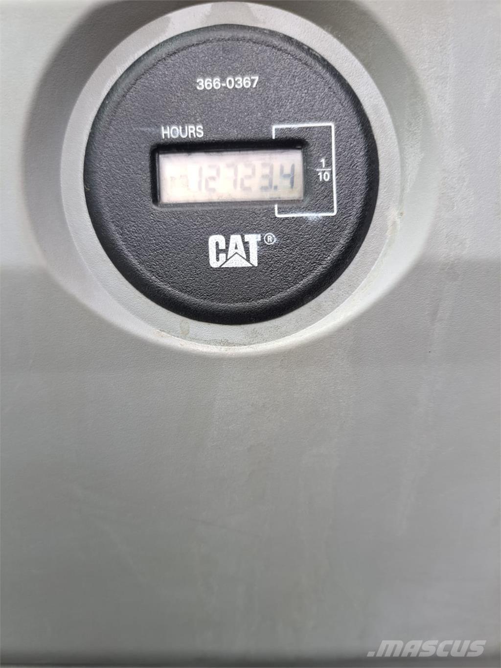 CAT 325F Pásová rýpadla