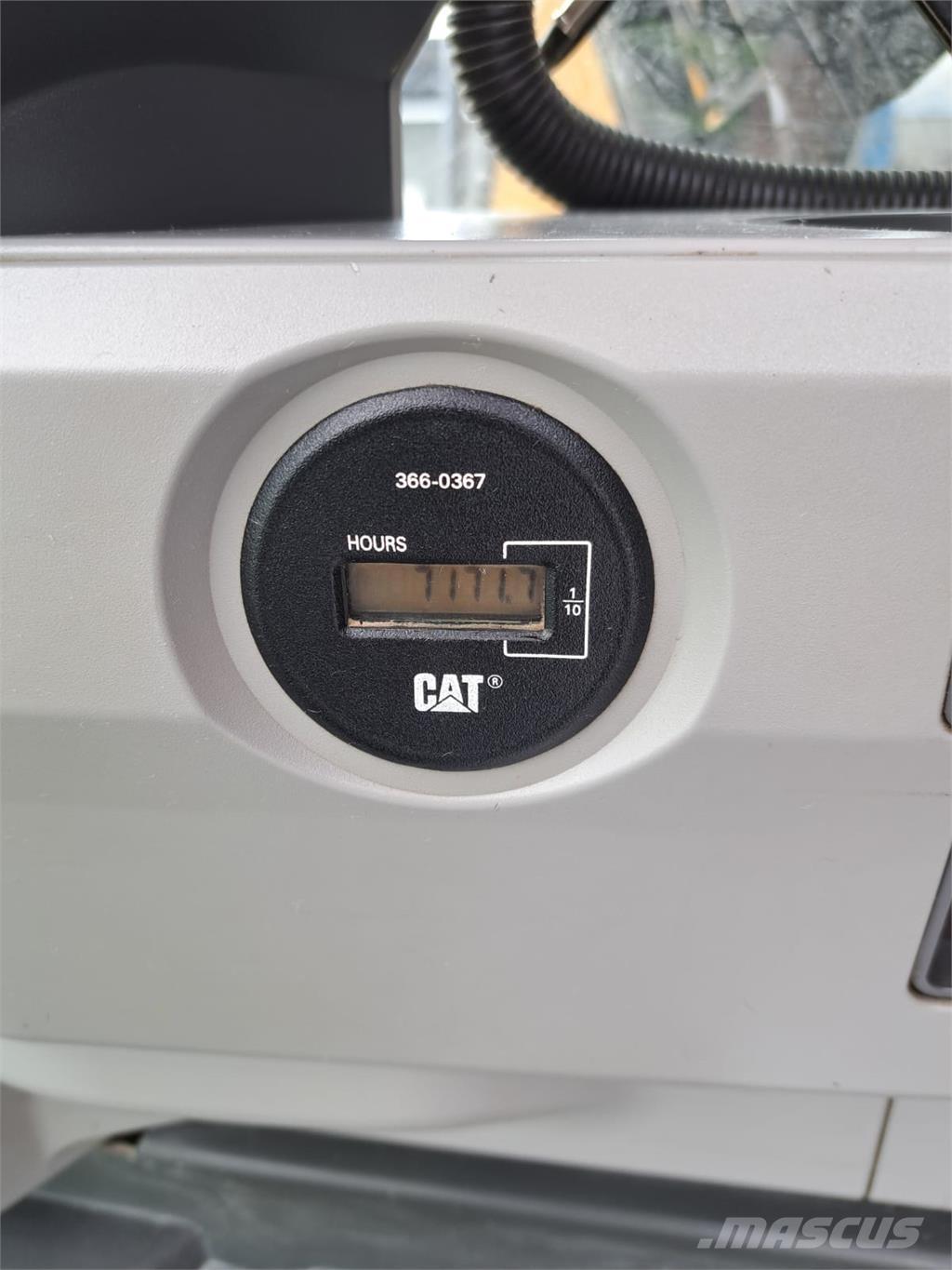 CAT 325F Pásová rýpadla