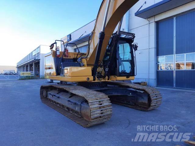 CAT 330 Pásová rýpadla