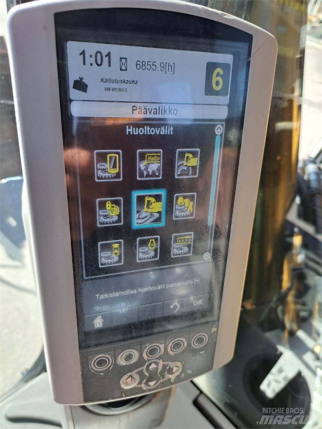 CAT 330F Pásová rýpadla
