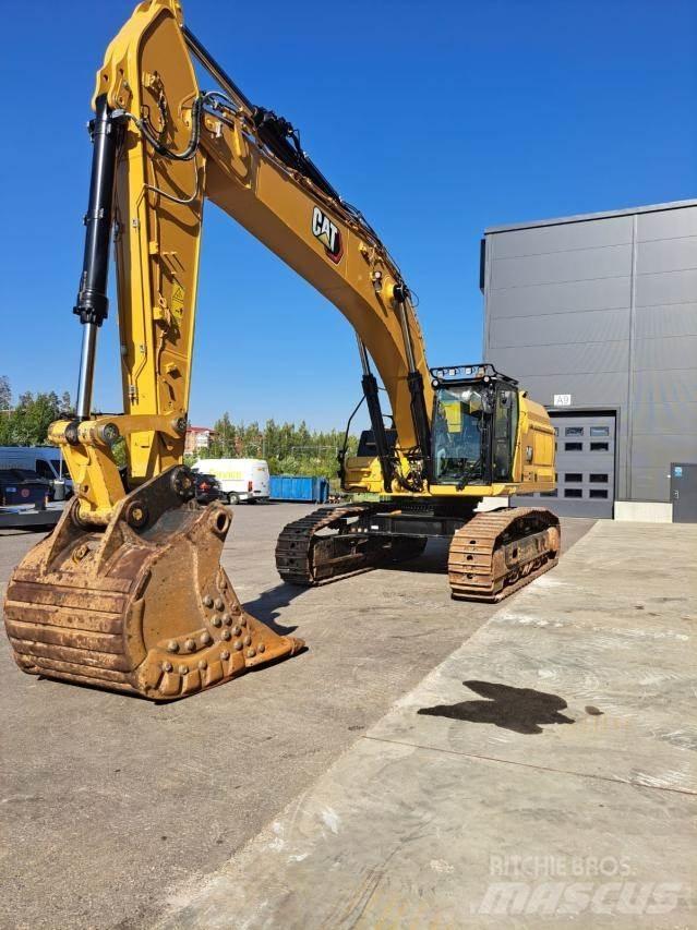CAT 352 Pásová rýpadla