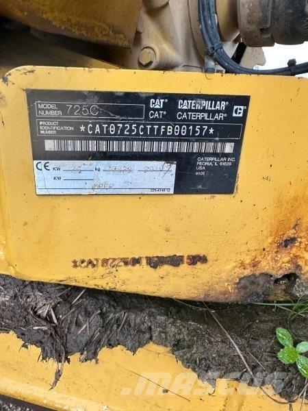 CAT 725C Kloubové dempry