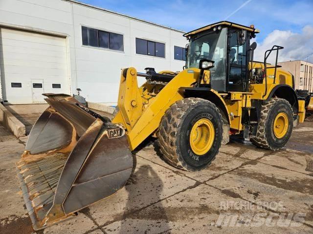 CAT 950M Kolové nakladače