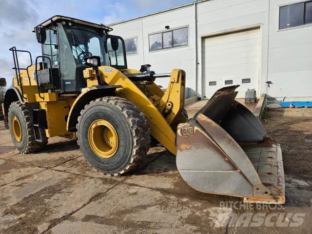 CAT 950M Kolové nakladače