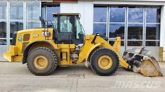 CAT 962M Kolové nakladače