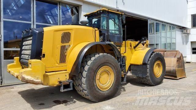 CAT 982M Kolové nakladače