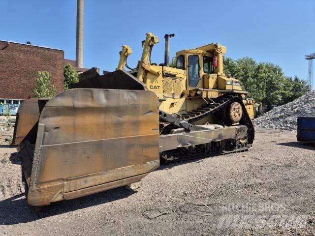 CAT D10N Pásové dozery