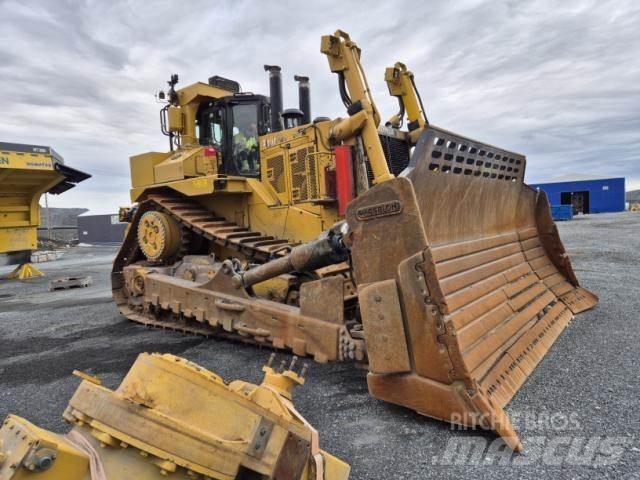 CAT D11T Pásové dozery