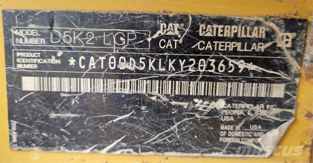 CAT D5K2 Pásové dozery