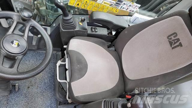 CAT MH3024 Speciální bagry