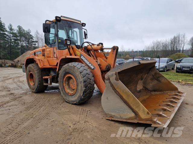 Doosan DL200 Kolové nakladače