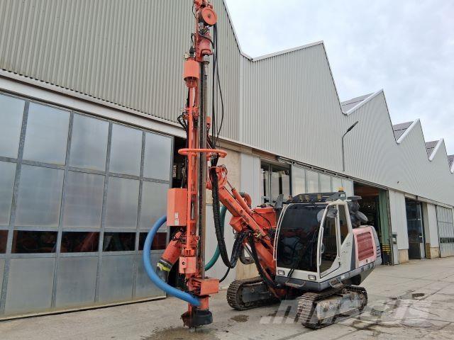 Sandvik DI200 Mechanické secí stroje